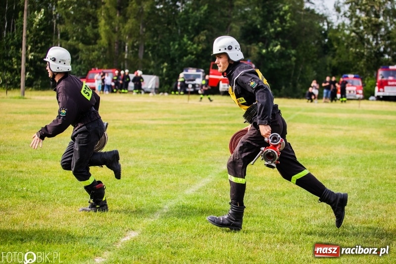 Zdjęcie w galerii na portalu naszraciborz.pl: Rzuchów wywozi z Kobyli puchar wójta Kornowaca [FOTO i WIDEO] wiadomości z regionu