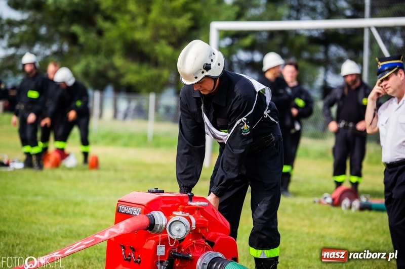 Zdjęcie w galerii na portalu naszraciborz.pl: Rzuchów wywozi z Kobyli puchar wójta Kornowaca [FOTO i WIDEO] wiadomości z regionu