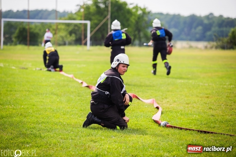 Zdjęcie w galerii na portalu naszraciborz.pl: Rzuchów wywozi z Kobyli puchar wójta Kornowaca [FOTO i WIDEO] wiadomości z regionu