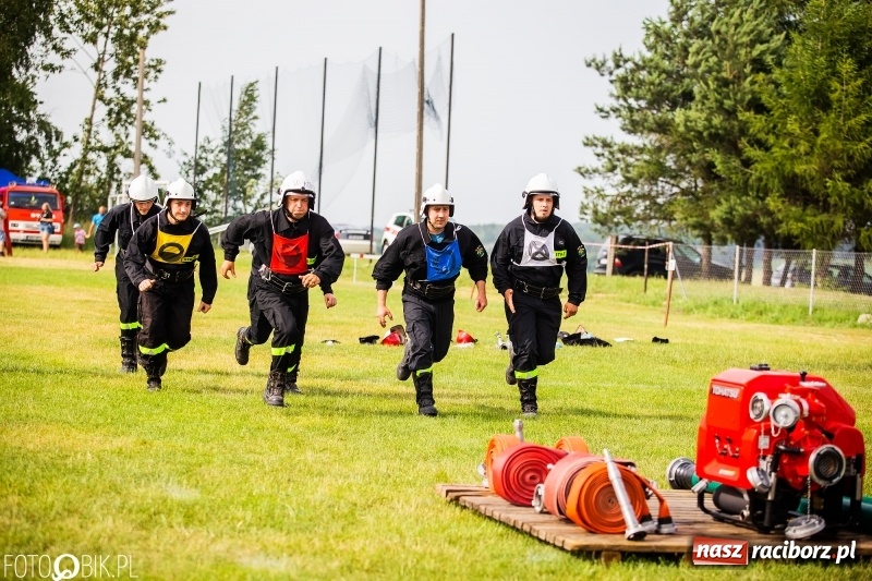 Zdjęcie w galerii na portalu naszraciborz.pl: Rzuchów wywozi z Kobyli puchar wójta Kornowaca [FOTO i WIDEO] wiadomości z regionu