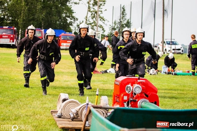 Zdjęcie w galerii na portalu naszraciborz.pl: Rzuchów wywozi z Kobyli puchar wójta Kornowaca [FOTO i WIDEO] wiadomości z regionu