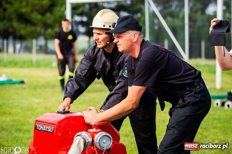 Zdjęcie w galerii na portalu naszraciborz.pl: Rzuchów wywozi z Kobyli puchar wójta Kornowaca [FOTO i WIDEO] wiadomości z regionu