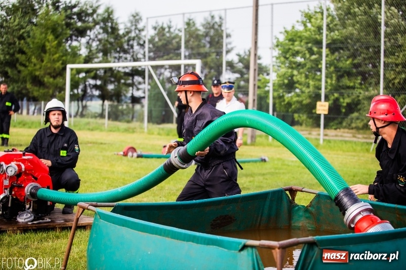 Zdjęcie w galerii na portalu naszraciborz.pl: Rzuchów wywozi z Kobyli puchar wójta Kornowaca [FOTO i WIDEO] wiadomości z regionu