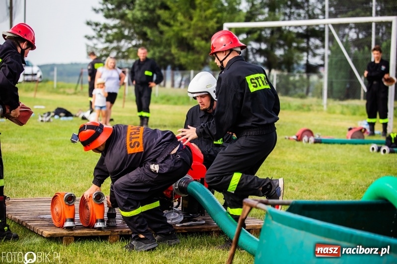 Zdjęcie w galerii na portalu naszraciborz.pl: Rzuchów wywozi z Kobyli puchar wójta Kornowaca [FOTO i WIDEO] wiadomości z regionu