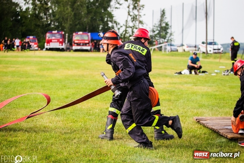 Zdjęcie w galerii na portalu naszraciborz.pl: Rzuchów wywozi z Kobyli puchar wójta Kornowaca [FOTO i WIDEO] wiadomości z regionu