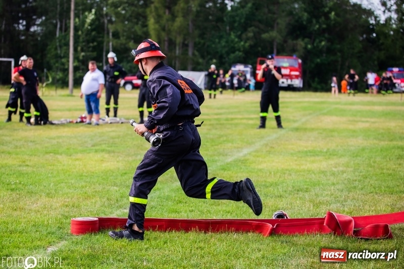 Zdjęcie w galerii na portalu naszraciborz.pl: Rzuchów wywozi z Kobyli puchar wójta Kornowaca [FOTO i WIDEO] wiadomości z regionu