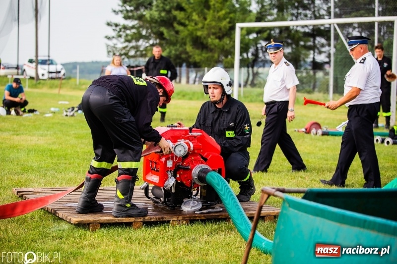 Zdjęcie w galerii na portalu naszraciborz.pl: Rzuchów wywozi z Kobyli puchar wójta Kornowaca [FOTO i WIDEO] wiadomości z regionu