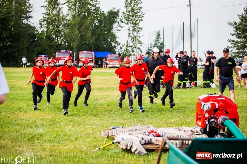 Zdjęcie w galerii na portalu naszraciborz.pl: Rzuchów wywozi z Kobyli puchar wójta Kornowaca [FOTO i WIDEO] wiadomości z regionu