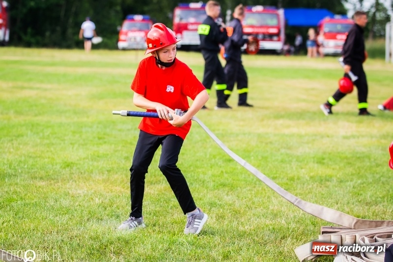 Zdjęcie w galerii na portalu naszraciborz.pl: Rzuchów wywozi z Kobyli puchar wójta Kornowaca [FOTO i WIDEO] wiadomości z regionu