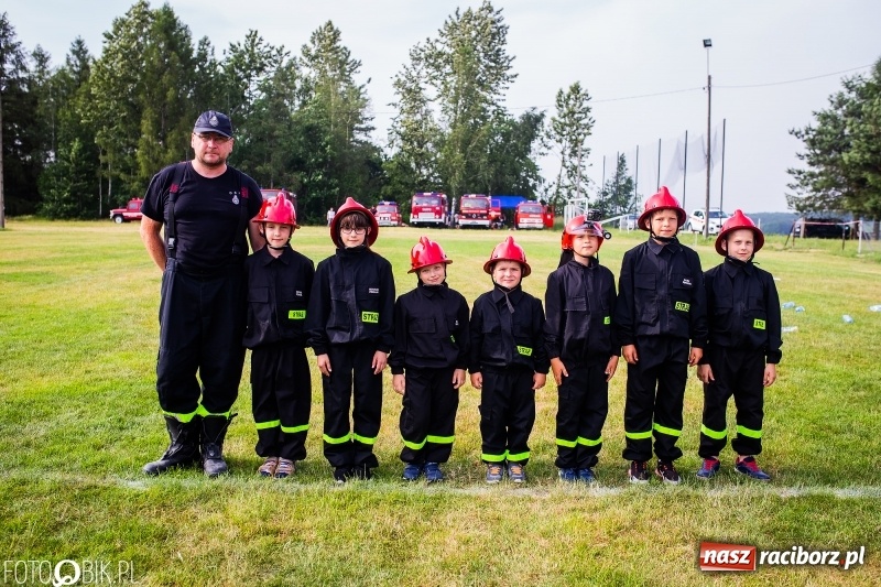 Zdjęcie w galerii na portalu naszraciborz.pl: Rzuchów wywozi z Kobyli puchar wójta Kornowaca [FOTO i WIDEO] wiadomości z regionu