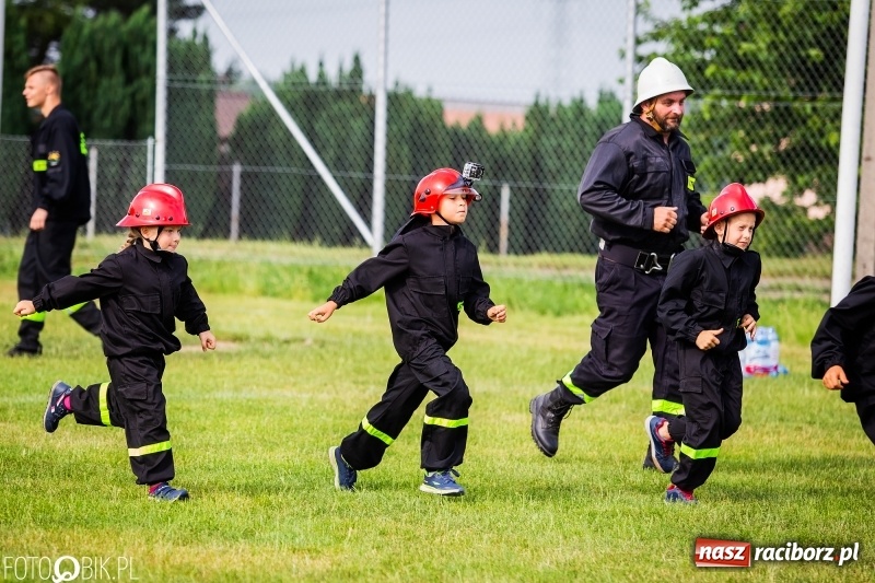 Zdjęcie w galerii na portalu naszraciborz.pl: Rzuchów wywozi z Kobyli puchar wójta Kornowaca [FOTO i WIDEO] wiadomości z regionu