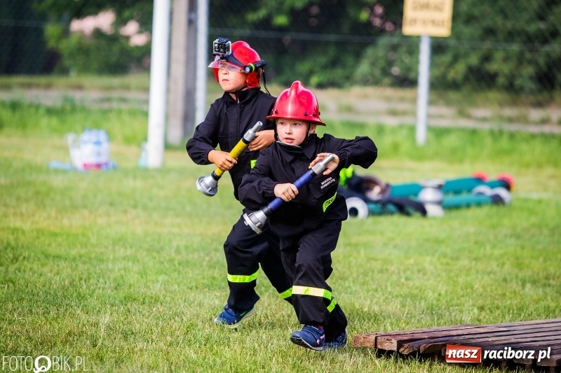Zdjęcie w galerii na portalu naszraciborz.pl: Rzuchów wywozi z Kobyli puchar wójta Kornowaca [FOTO i WIDEO] wiadomości z regionu
