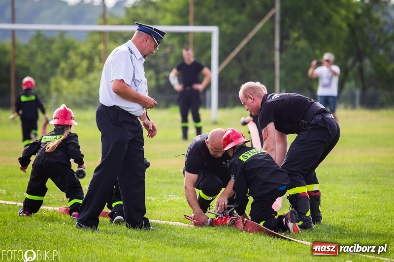 Zdjęcie w galerii na portalu naszraciborz.pl: Rzuchów wywozi z Kobyli puchar wójta Kornowaca [FOTO i WIDEO] wiadomości z regionu
