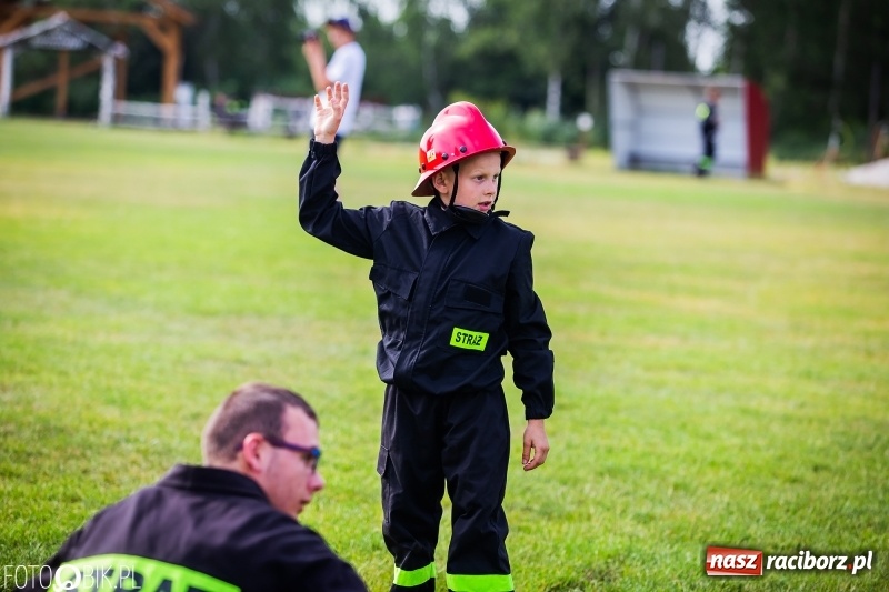 Zdjęcie w galerii na portalu naszraciborz.pl: Rzuchów wywozi z Kobyli puchar wójta Kornowaca [FOTO i WIDEO] wiadomości z regionu