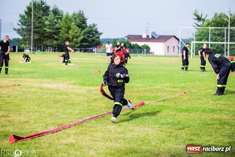 Zdjęcie w galerii na portalu naszraciborz.pl: Rzuchów wywozi z Kobyli puchar wójta Kornowaca [FOTO i WIDEO] wiadomości z regionu