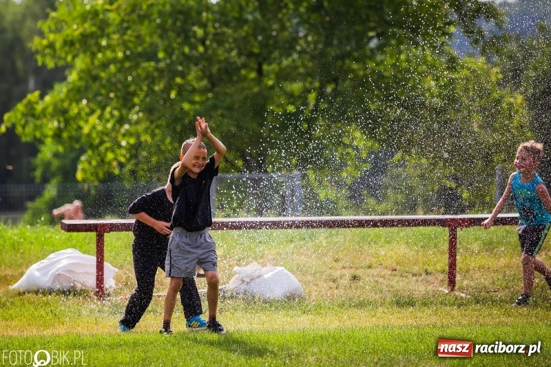 Zdjęcie w galerii na portalu naszraciborz.pl: Rzuchów wywozi z Kobyli puchar wójta Kornowaca [FOTO i WIDEO] wiadomości z regionu