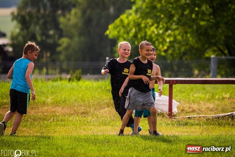 Zdjęcie w galerii na portalu naszraciborz.pl: Rzuchów wywozi z Kobyli puchar wójta Kornowaca [FOTO i WIDEO] wiadomości z regionu
