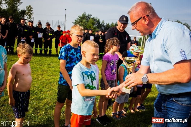 Zdjęcie w galerii na portalu naszraciborz.pl: Rzuchów wywozi z Kobyli puchar wójta Kornowaca [FOTO i WIDEO] wiadomości z regionu
