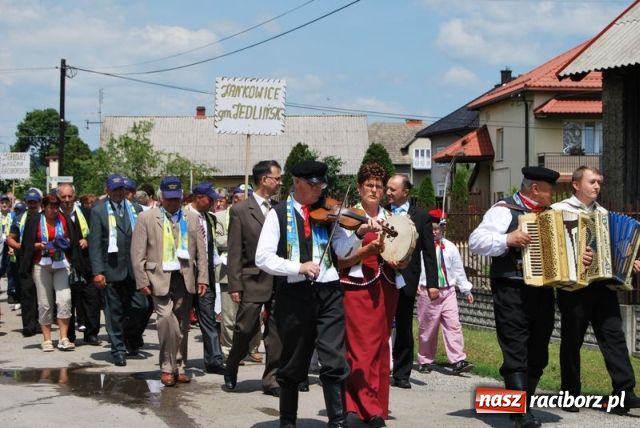 Zdjęcie w galerii na portalu naszraciborz.pl: Spotkanie w wiklinowym zagłębiu wiadomości z regionu