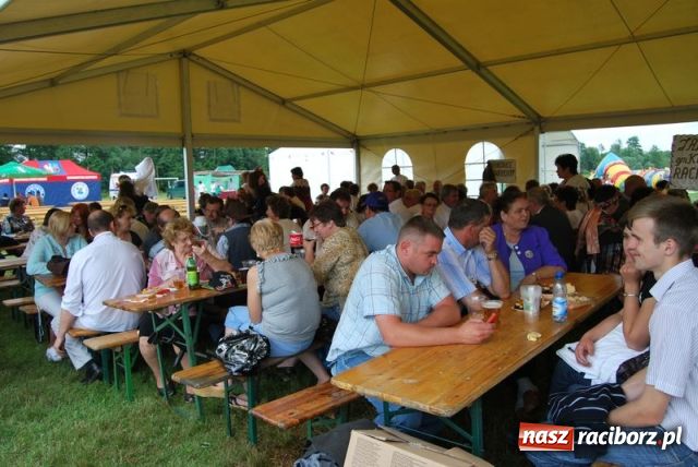 Zdjęcie w galerii na portalu naszraciborz.pl: Spotkanie w wiklinowym zagłębiu wiadomości z regionu