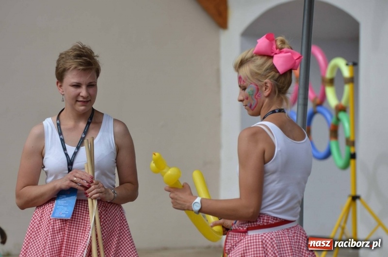 Zdjęcie w galerii na portalu naszraciborz.pl: Dni Raciborza. Ciocia Klocia, Ferajna Berniego i orkiestra Plania wiadomości z regionu