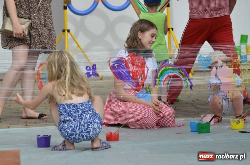 Zdjęcie w galerii na portalu naszraciborz.pl: Dni Raciborza. Ciocia Klocia, Ferajna Berniego i orkiestra Plania wiadomości z regionu