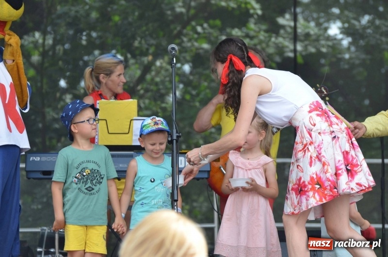 Zdjęcie w galerii na portalu naszraciborz.pl: Dni Raciborza. Ciocia Klocia, Ferajna Berniego i orkiestra Plania wiadomości z regionu