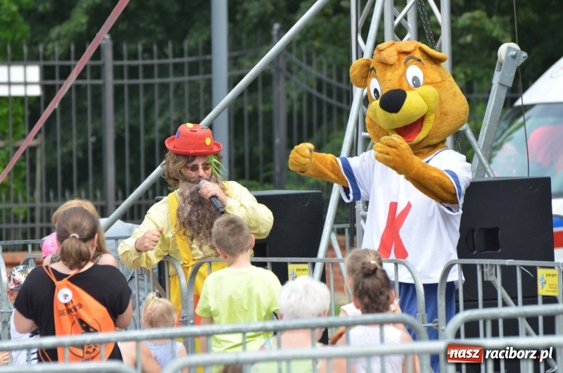 Zdjęcie w galerii na portalu naszraciborz.pl: Dni Raciborza. Ciocia Klocia, Ferajna Berniego i orkiestra Plania wiadomości z regionu