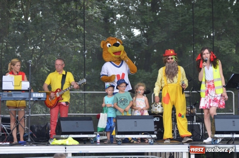 Zdjęcie w galerii na portalu naszraciborz.pl: Dni Raciborza. Ciocia Klocia, Ferajna Berniego i orkiestra Plania wiadomości z regionu