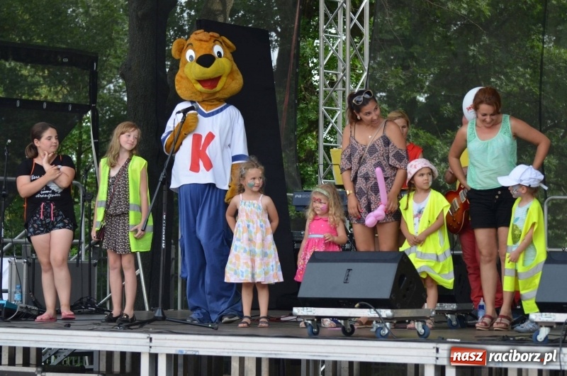 Zdjęcie w galerii na portalu naszraciborz.pl: Dni Raciborza. Ciocia Klocia, Ferajna Berniego i orkiestra Plania wiadomości z regionu