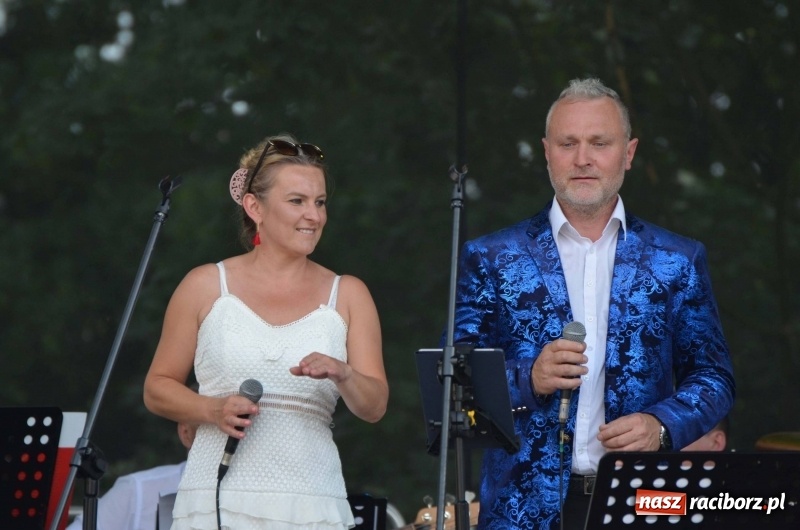 Zdjęcie w galerii na portalu naszraciborz.pl: Dni Raciborza. Ciocia Klocia, Ferajna Berniego i orkiestra Plania wiadomości z regionu