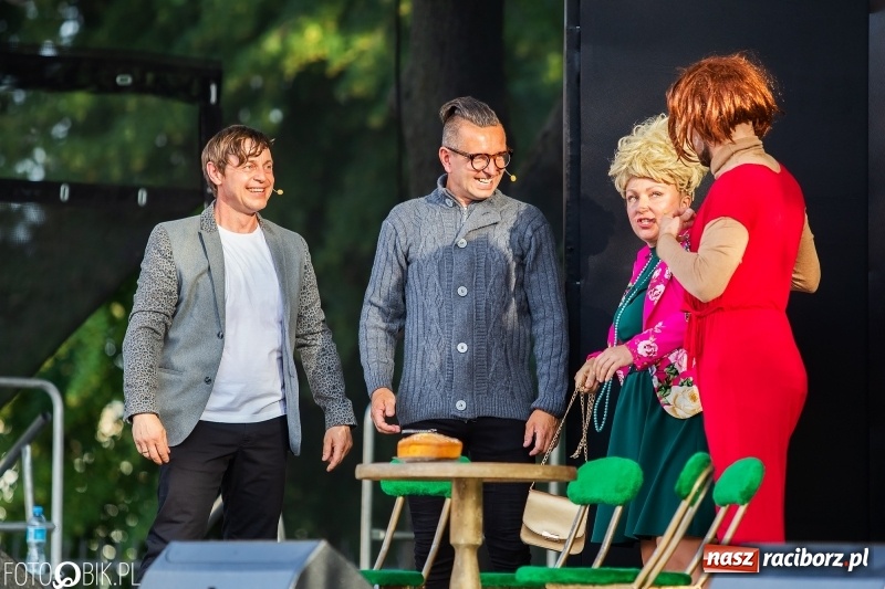 Zdjęcie w galerii na portalu naszraciborz.pl: Kabaret i covery. Jurki i JuicyPop na Dniach Raciborza [FOTO] wiadomości z regionu