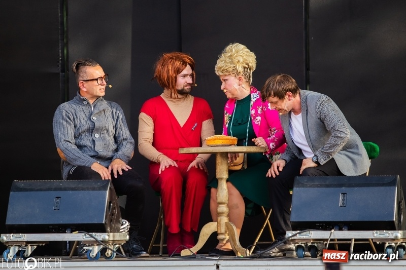 Zdjęcie w galerii na portalu naszraciborz.pl: Kabaret i covery. Jurki i JuicyPop na Dniach Raciborza [FOTO] wiadomości z regionu