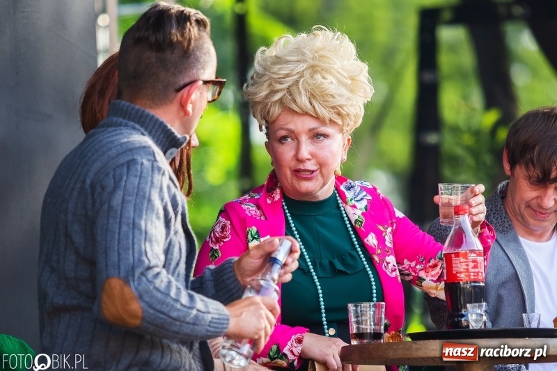 Zdjęcie w galerii na portalu naszraciborz.pl: Kabaret i covery. Jurki i JuicyPop na Dniach Raciborza [FOTO] wiadomości z regionu