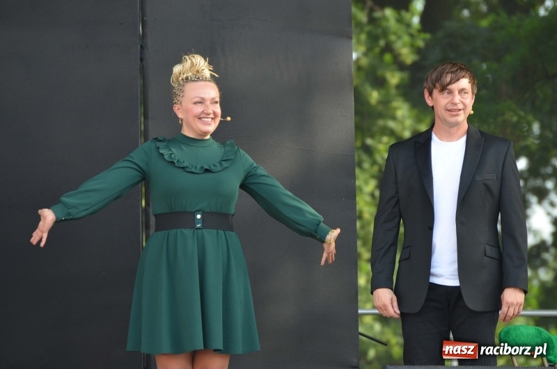 Zdjęcie w galerii na portalu naszraciborz.pl: Kabaret i covery. Jurki i JuicyPop na Dniach Raciborza [FOTO] wiadomości z regionu