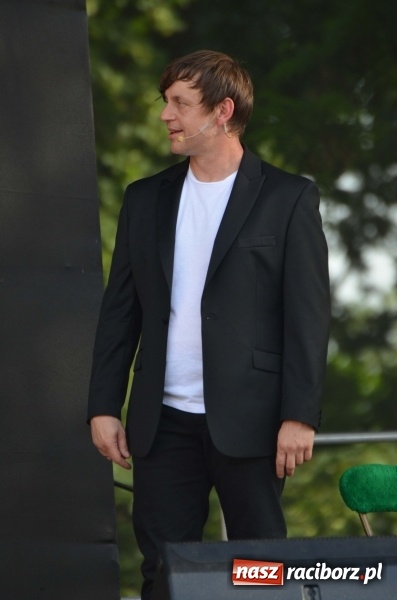 Zdjęcie w galerii na portalu naszraciborz.pl: Kabaret i covery. Jurki i JuicyPop na Dniach Raciborza [FOTO] wiadomości z regionu