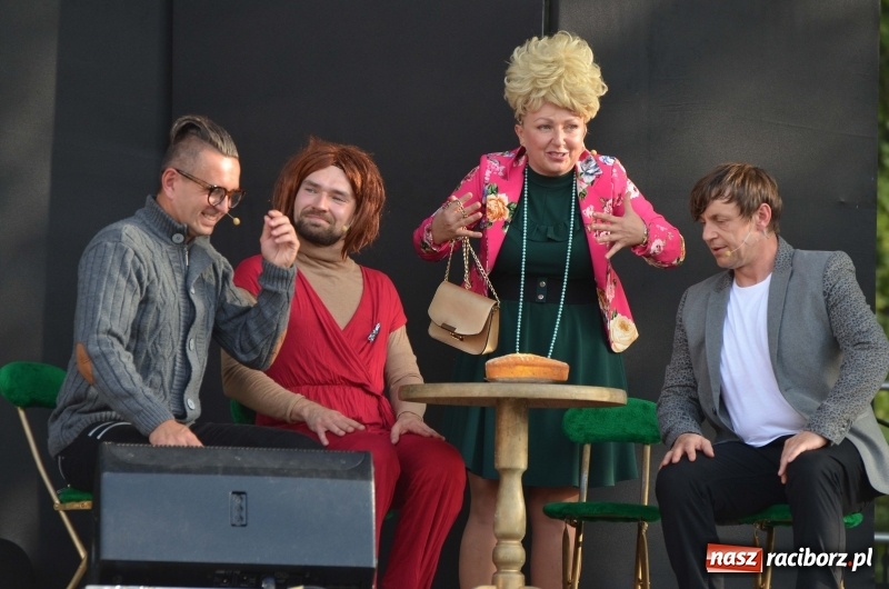 Zdjęcie w galerii na portalu naszraciborz.pl: Kabaret i covery. Jurki i JuicyPop na Dniach Raciborza [FOTO] wiadomości z regionu