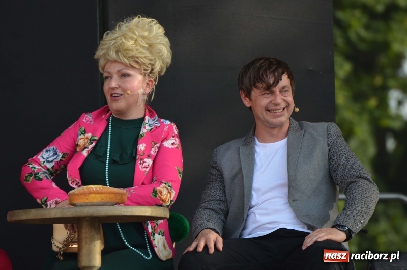Zdjęcie w galerii na portalu naszraciborz.pl: Kabaret i covery. Jurki i JuicyPop na Dniach Raciborza [FOTO] wiadomości z regionu