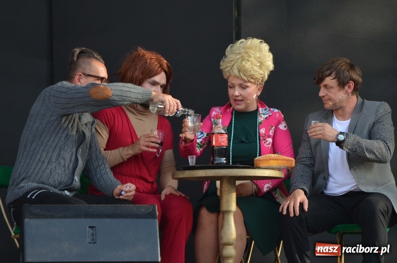 Zdjęcie w galerii na portalu naszraciborz.pl: Kabaret i covery. Jurki i JuicyPop na Dniach Raciborza [FOTO] wiadomości z regionu