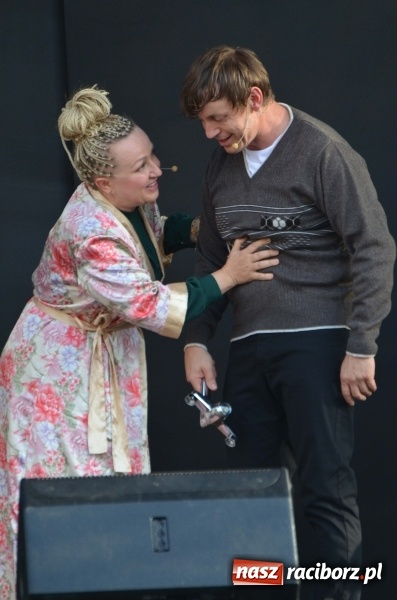 Zdjęcie w galerii na portalu naszraciborz.pl: Kabaret i covery. Jurki i JuicyPop na Dniach Raciborza [FOTO] wiadomości z regionu