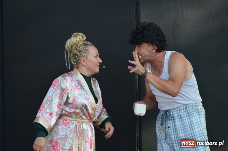 Zdjęcie w galerii na portalu naszraciborz.pl: Kabaret i covery. Jurki i JuicyPop na Dniach Raciborza [FOTO] wiadomości z regionu