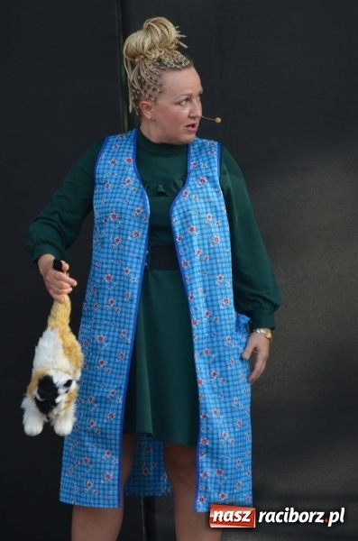 Zdjęcie w galerii na portalu naszraciborz.pl: Kabaret i covery. Jurki i JuicyPop na Dniach Raciborza [FOTO] wiadomości z regionu