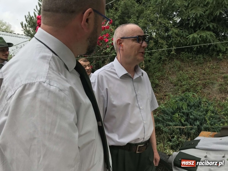 Zdjęcie w galerii na portalu naszraciborz.pl: Jest król i jest kokosza. Brackie strzelanie królewskie w Raciborzu [FOTO i WIDEO] wiadomości z regionu