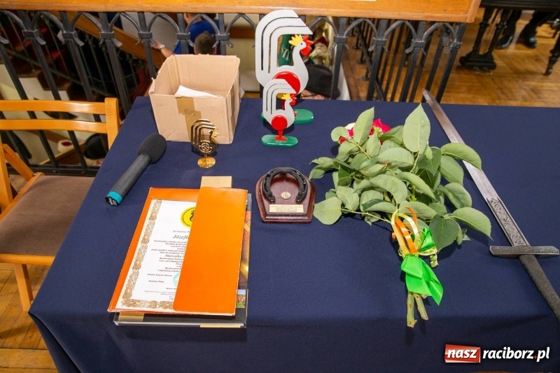 Zdjęcie w galerii na portalu naszraciborz.pl: Nowy raciborski król kurkowy zasiadł na tronie [FOTO i WIDEO] wiadomości z regionu