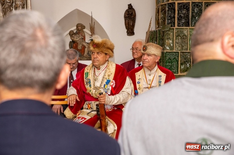 Zdjęcie w galerii na portalu naszraciborz.pl: Nowy raciborski król kurkowy zasiadł na tronie [FOTO i WIDEO] wiadomości z regionu