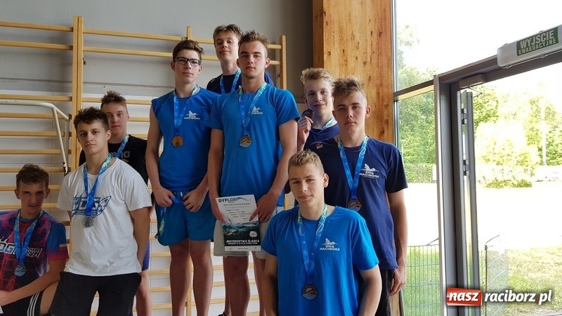 Zdjęcie w galerii na portalu naszraciborz.pl: Pływanie. Raciborzanie najlepsi na Śląsku  wiadomości z regionu