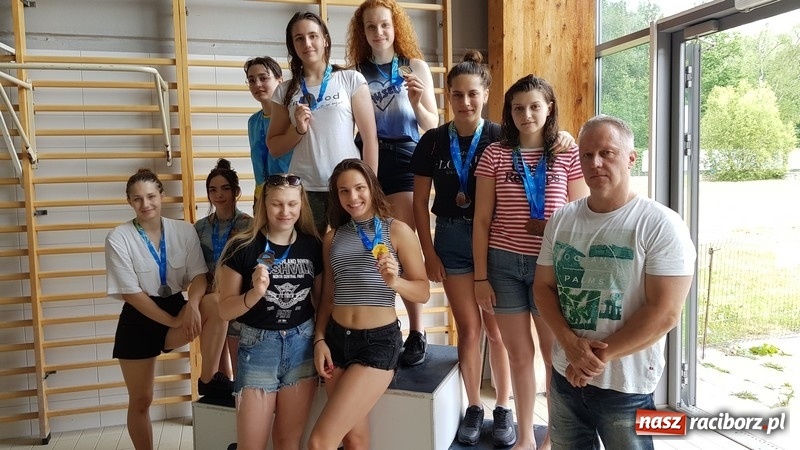 Zdjęcie w galerii na portalu naszraciborz.pl: Pływanie. Raciborzanie najlepsi na Śląsku  wiadomości z regionu