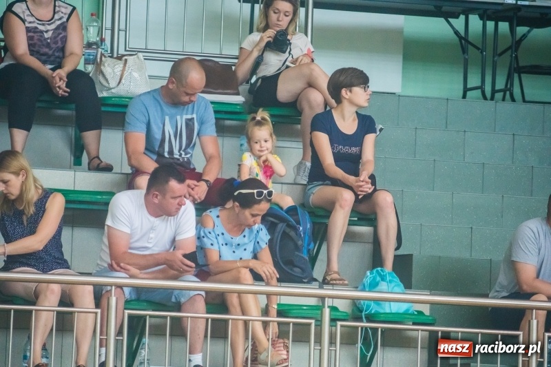 Zdjęcie w galerii na portalu naszraciborz.pl: Gimnastyczny tor przeszkód i pokaz umiejętności akrobatycznych w Arenie Rafako [FOTO i WIDEO] wiadomości z regionu