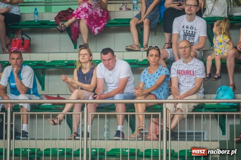 Zdjęcie w galerii na portalu naszraciborz.pl: Gimnastyczny tor przeszkód i pokaz umiejętności akrobatycznych w Arenie Rafako [FOTO i WIDEO] wiadomości z regionu