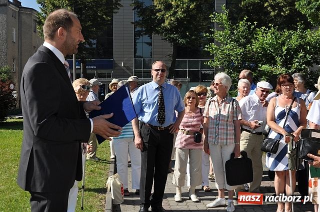 Zdjęcie w galerii na portalu naszraciborz.pl: TMZR ma swoje drzewo wiadomości z regionu